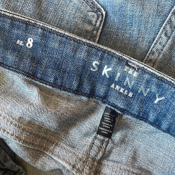 White House Black Market High Rise Skinny Ankle size 8 - Picture 3 of 3